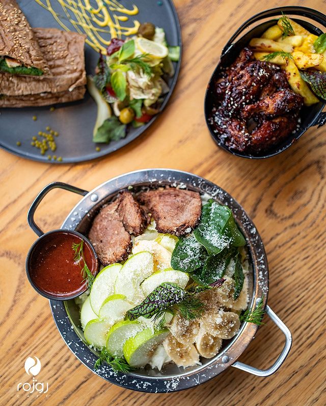 کافه رستوران روژ در بام لند