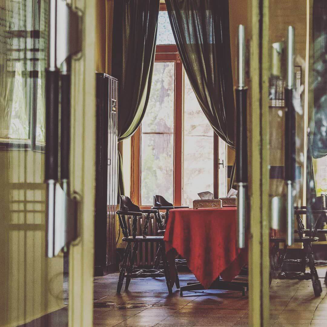 بهترین کافه های تهران برای قرار عاشقانه