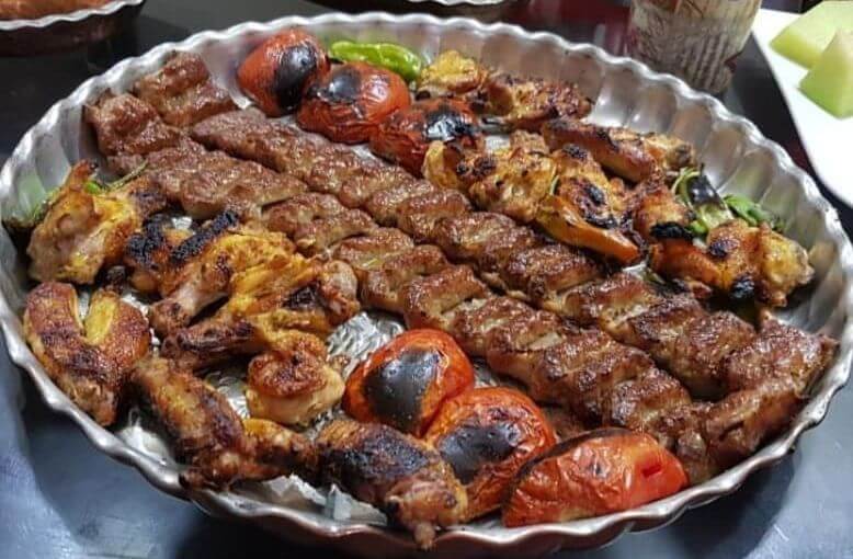 سینی مخصوص کبابی هادی و حانی 
