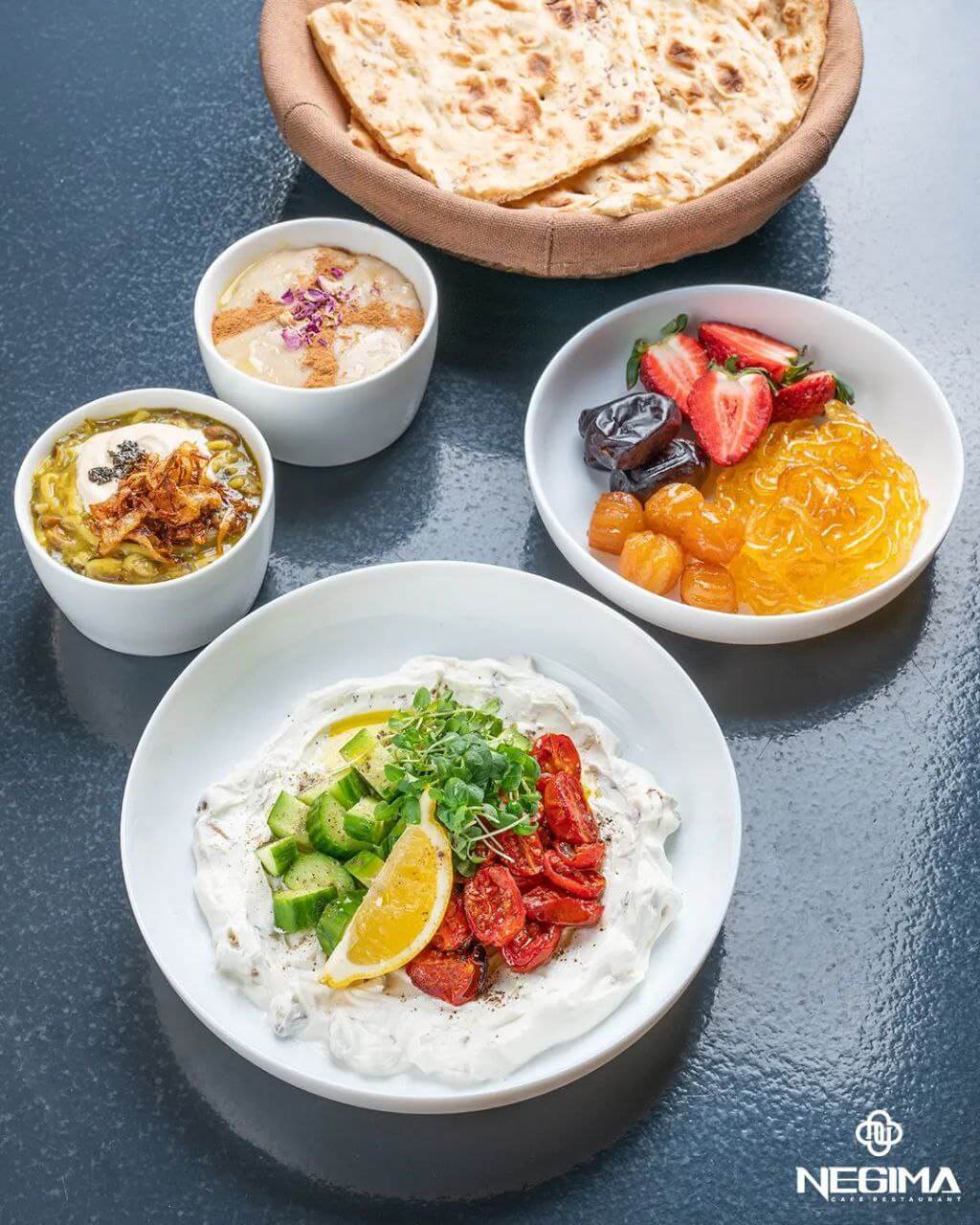 منوی متنوع افطار در رستوران نگیما
