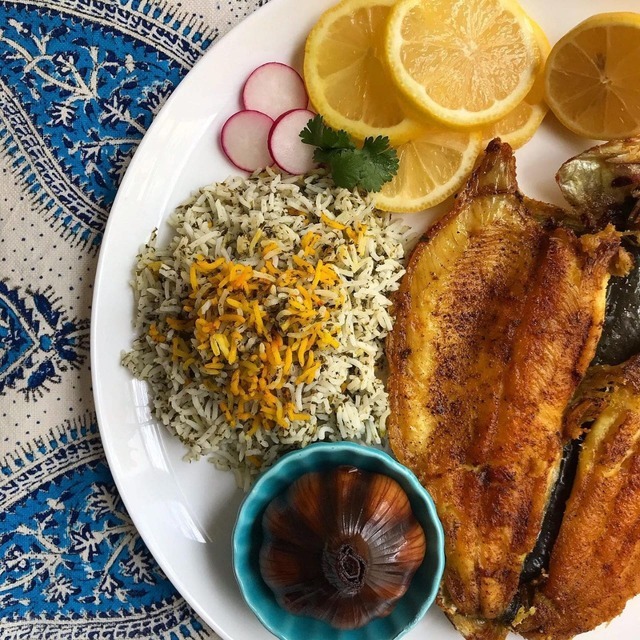 سبزی پلو با ماهی کترینگ میرداماد تهران