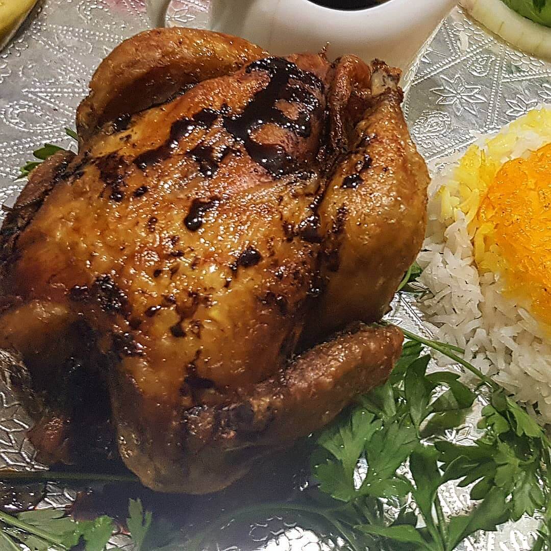 اکبر جوجه مخصوص رستوران گل یخ