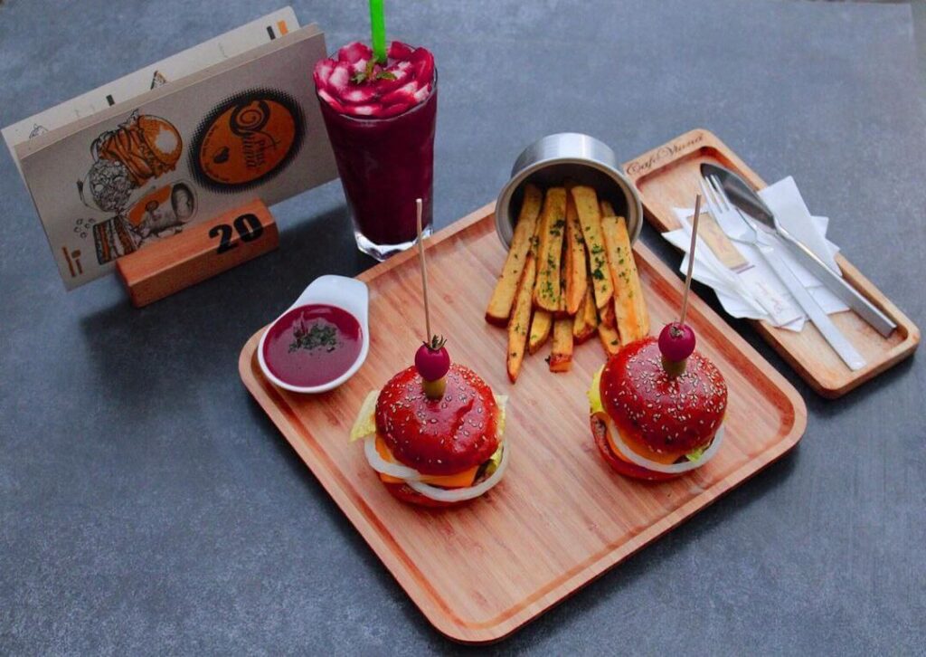 مینی برگرهای کافه ویونا در ایران مال