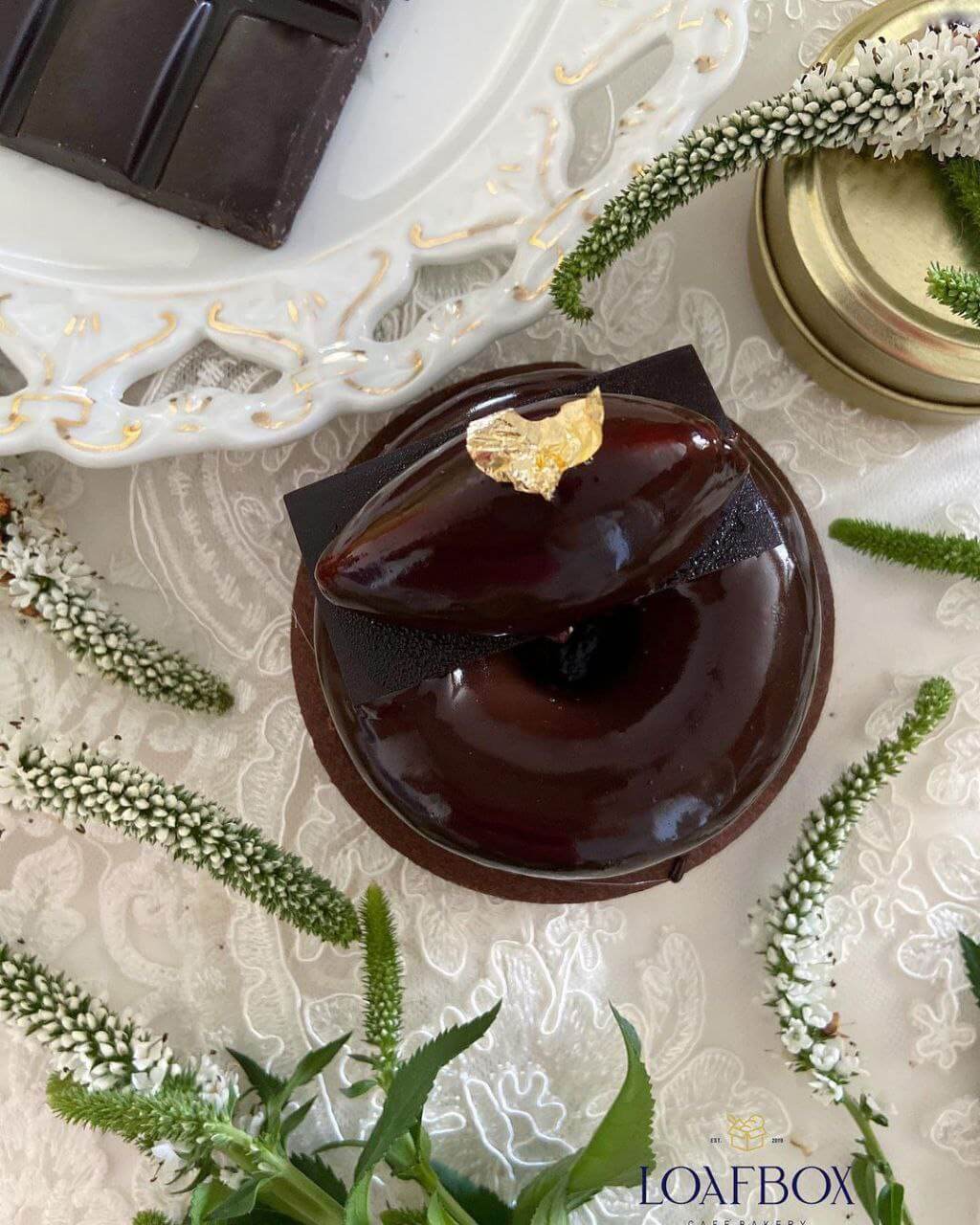 شیرینی و نانهای خاص کافه قنادی لوف باکس