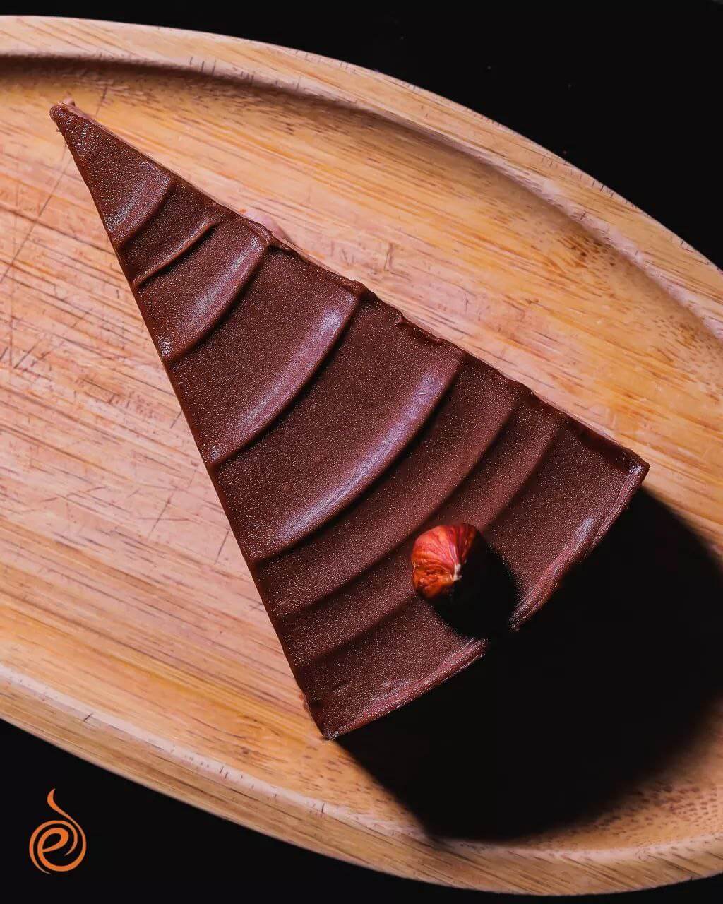 کیک شکلاتی کافه السا
