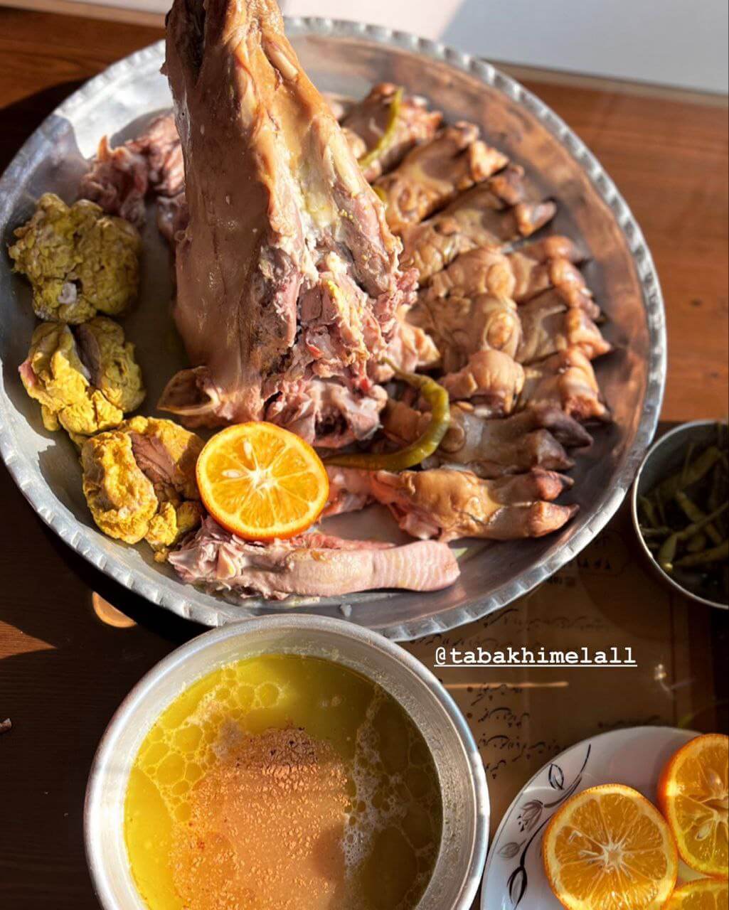 طباخی شبانه‌روزی ملل در پارک ملت تهران